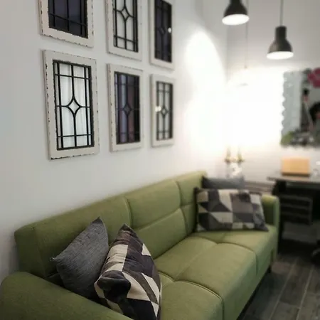 Laura's Designer Saint Julian's